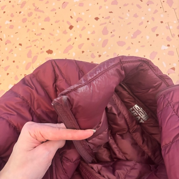 32 Degrees Long Ultralight Down Packable Maroon Coat - Picture 7 of 8